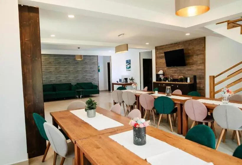 Majatalo Casa Iarina