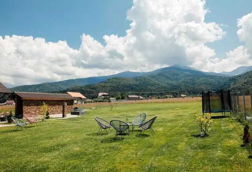 Majatalo Casa Iarina