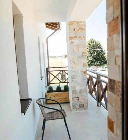 Majatalo Casa Iarina