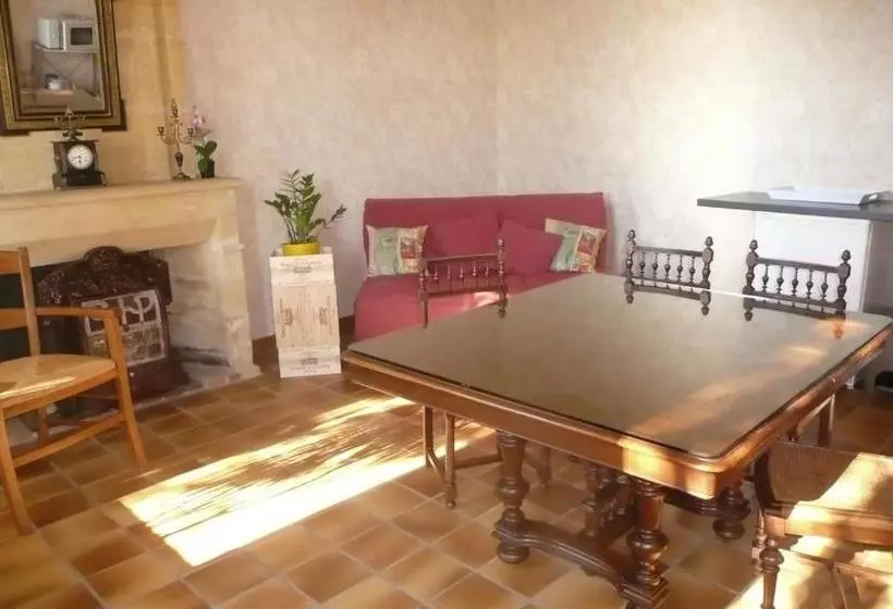 Majatalo Galot La Chapelle