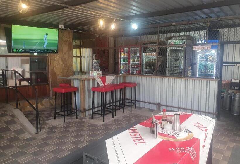 פנסיון Herb Garden Restaurant &s