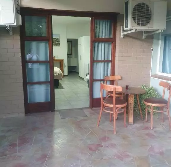 Majatalo Herb Garden Restaurant &s