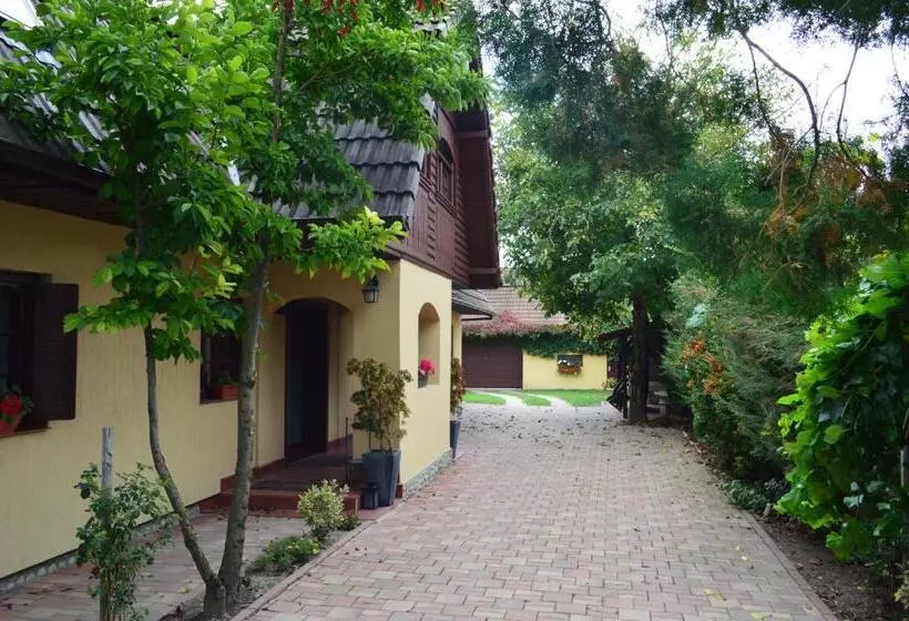 پانسیون La Mos Pavel