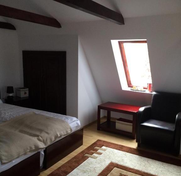 بنسيون La Mos Pavel