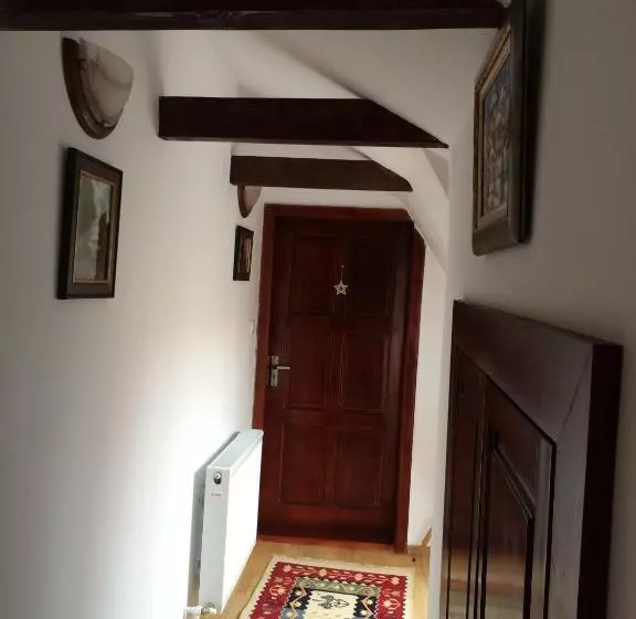 پانسیون La Mos Pavel