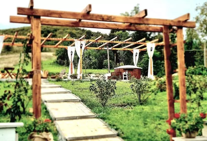 ペンション Mera Hills House