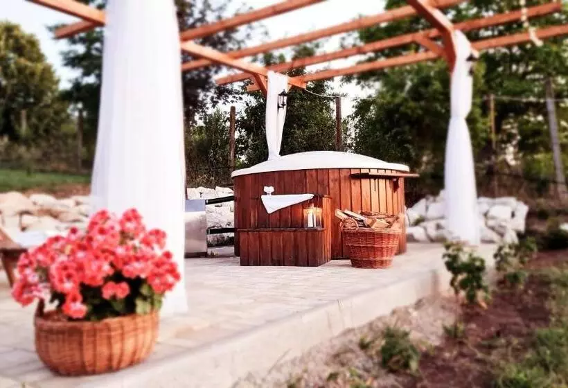 ペンション Mera Hills House