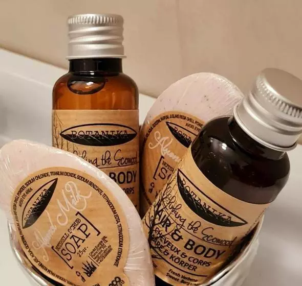 ペンション Mera Hills House