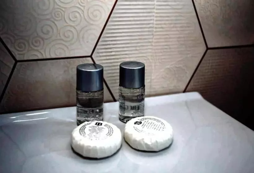 ペンション Mera Hills House