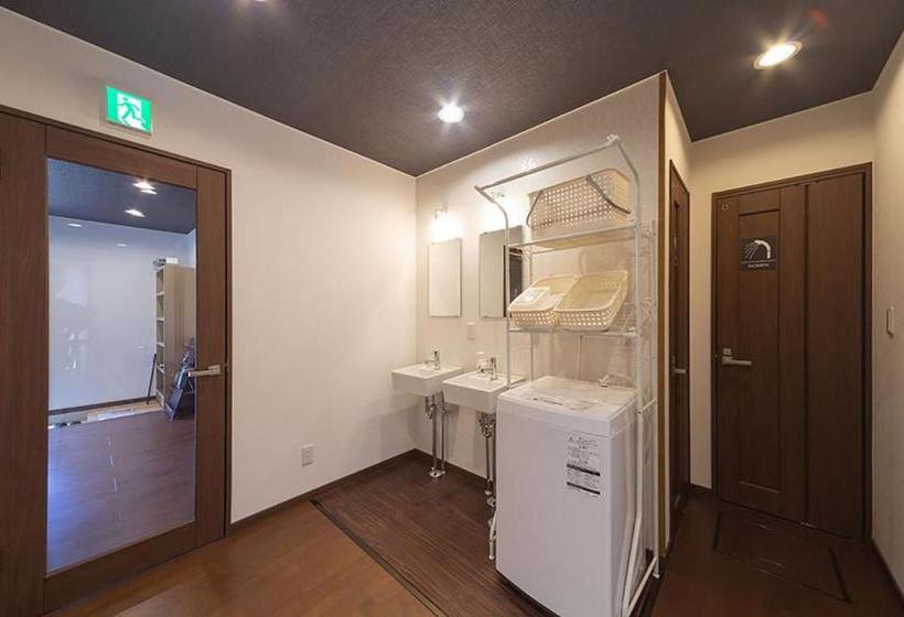 Szálló Guesthouse Nibutani Yanto