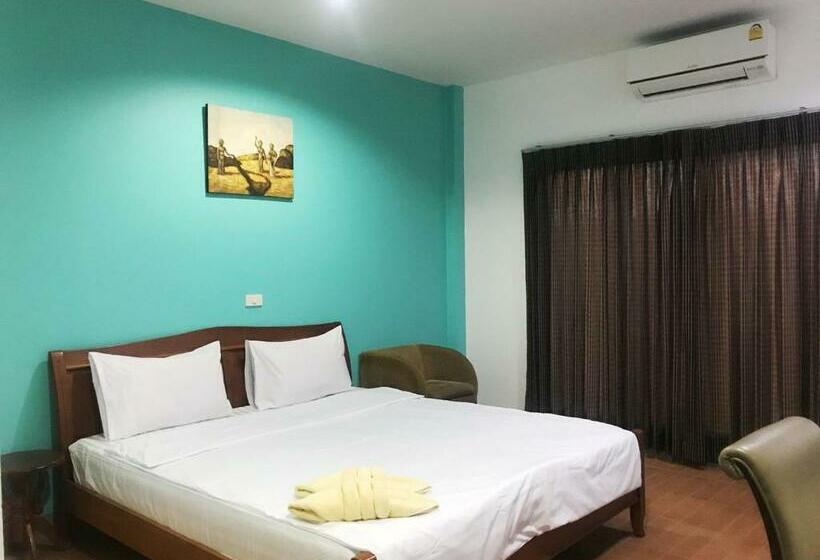 호텔 บ้านพระจันทร์ รีสอร์ท