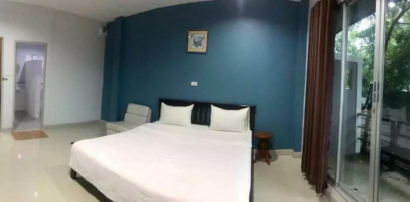 Hotelli บ้านพระจันทร์ รีสอร์ท