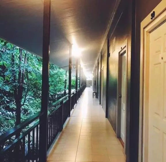 Hotelli บ้านพระจันทร์ รีสอร์ท