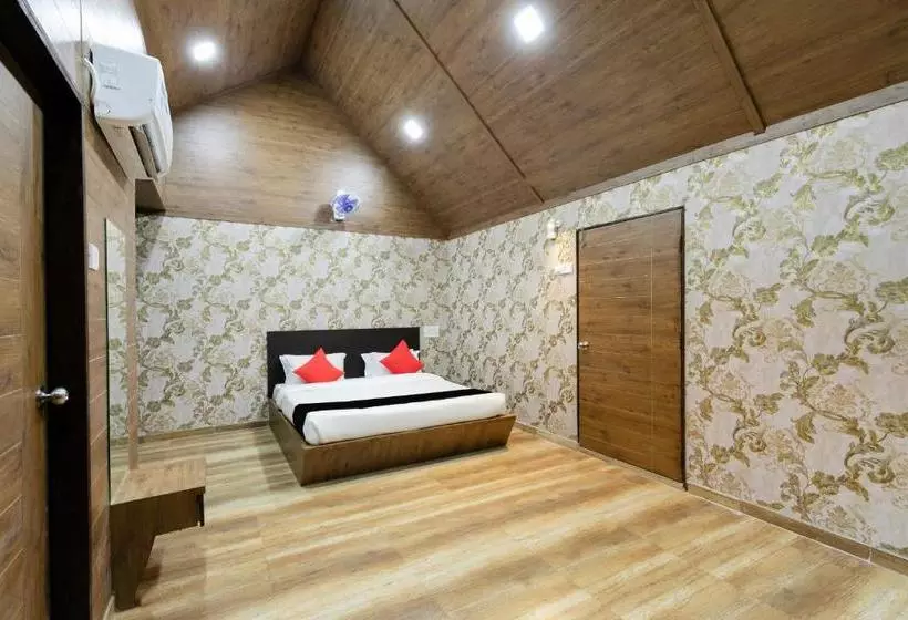 Hotelli Capital O King Water Park & Resort