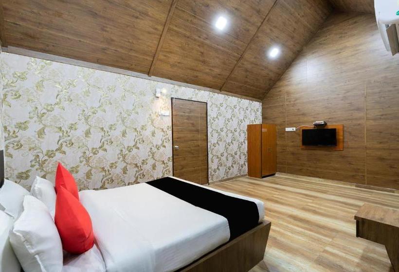 בית מלון כפרי Capital O King Water Park & Resort