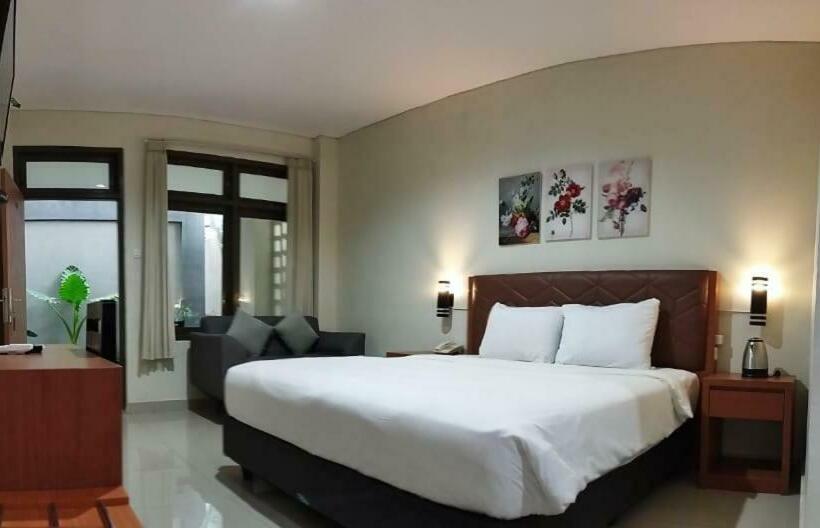 בית מלון כפרי Lombok Mayura