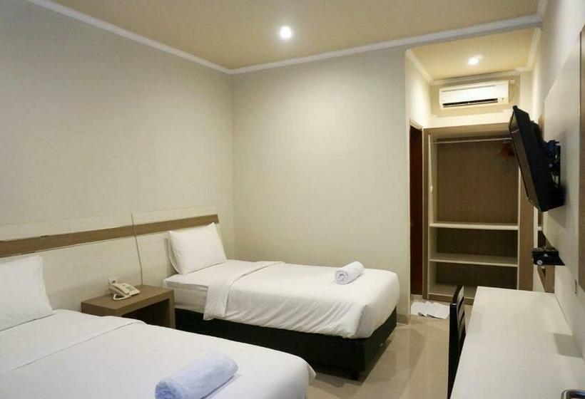 בית מלון כפרי Lombok Mayura