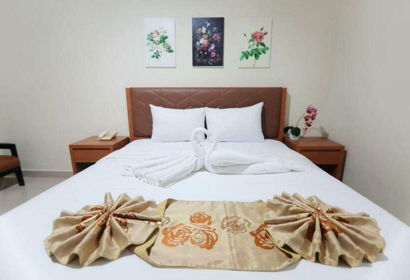 בית מלון כפרי Lombok Mayura