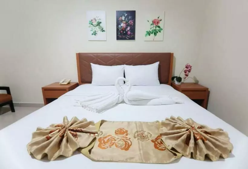 ホテル Lombok Mayura