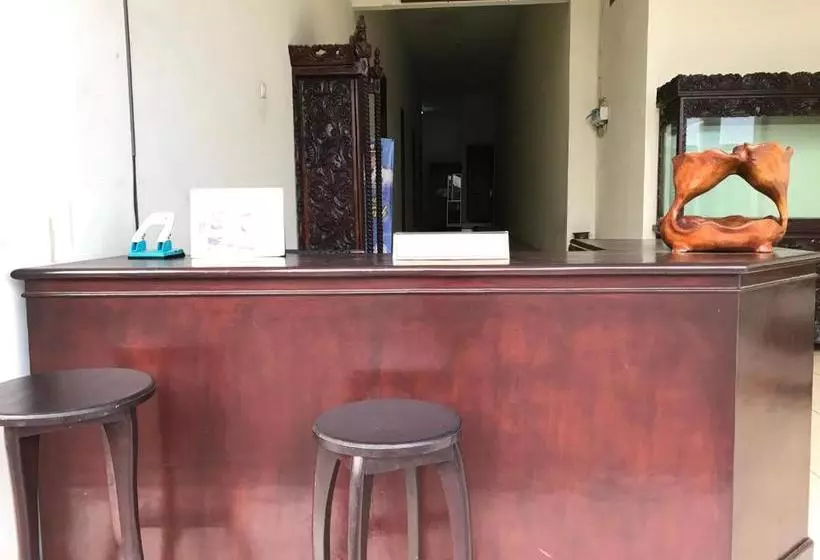 Hotelli Oyo 2681 Pondok Mutiara