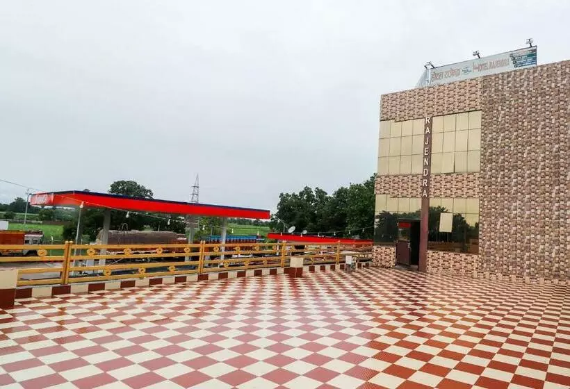 Hotelli Oyo 70394  Rajendra