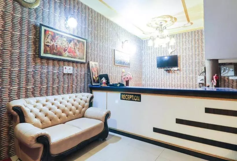 Hotelli Oyo 70394  Rajendra