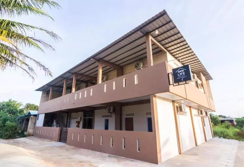 ホテル Oyo Life 2579 Kost Anggun 2