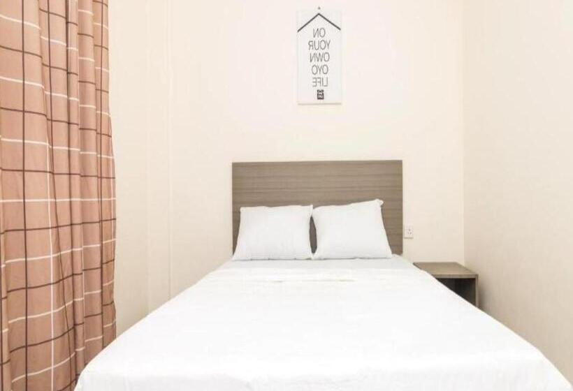 בית מלון כפרי Oyo Life 2735 Graha Nirwana