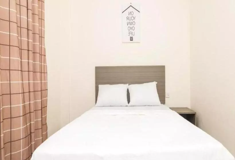 Hotelli Oyo Life 2735 Graha Nirwana