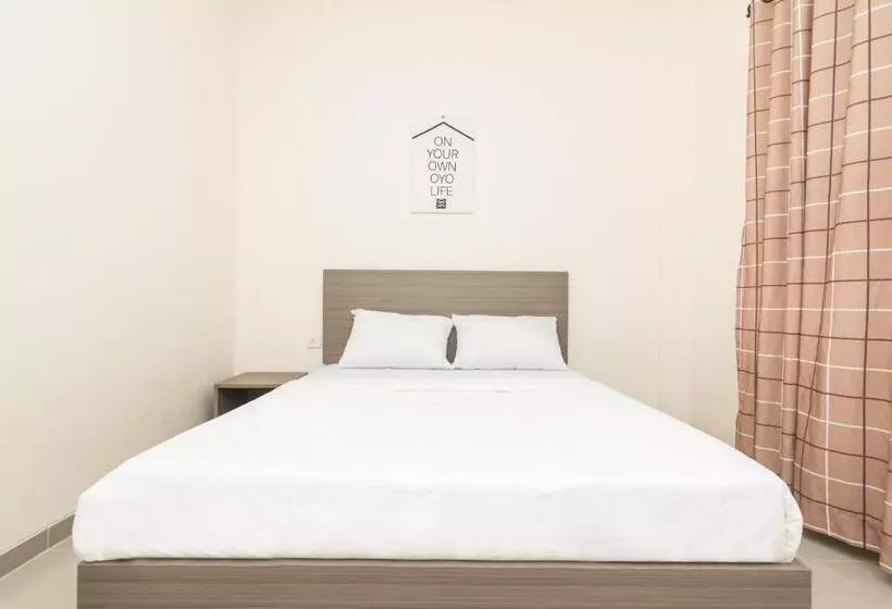 Hotelli Oyo Life 2735 Graha Nirwana