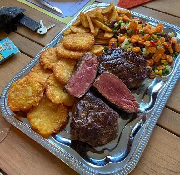 ホテル Restaurant Hesch