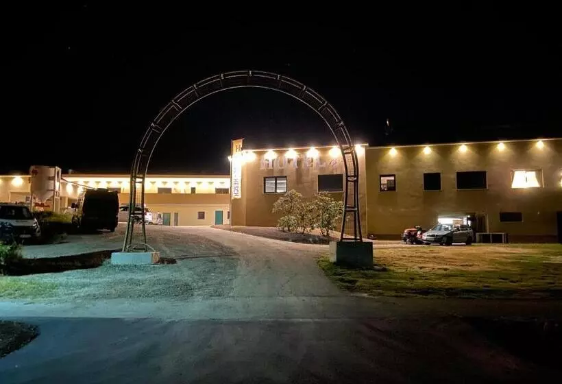 ホテル Restaurant Hesch