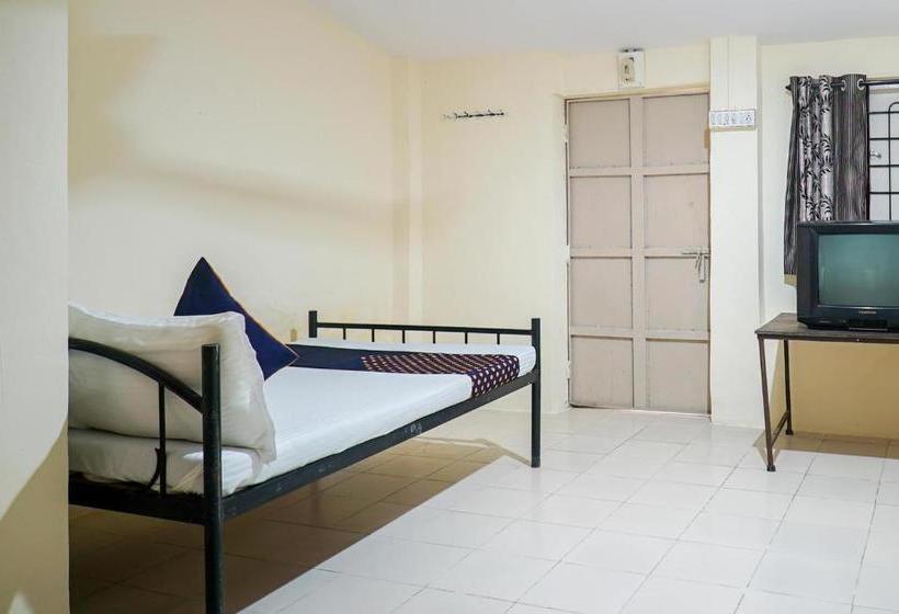 Hotel Spot On 65435 Virndavan Lodging