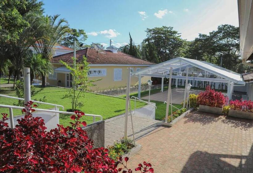 膳宿费 Alambari Village