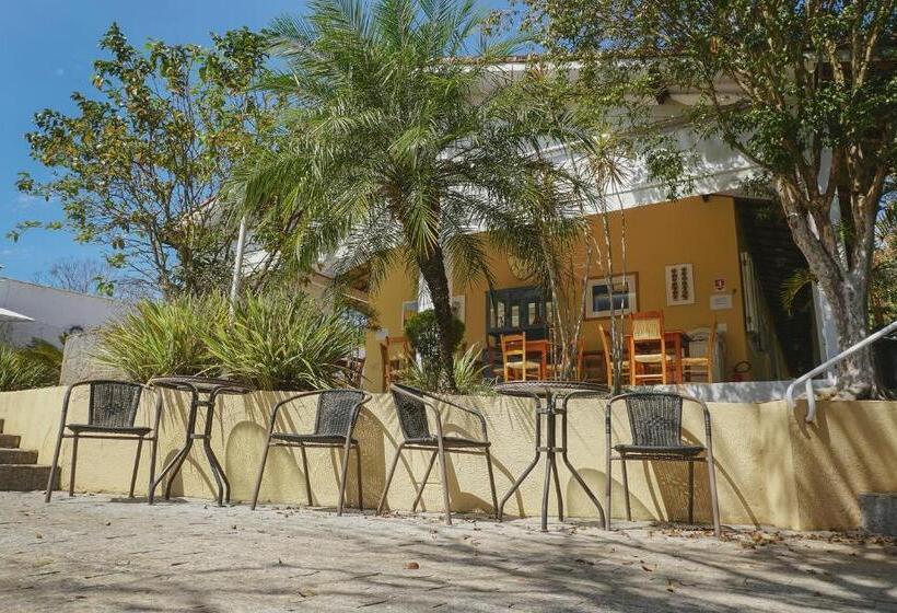 膳宿费 Alambari Village