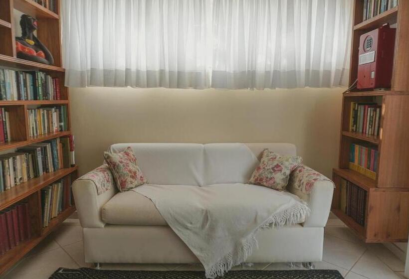 膳宿费 Alambari Village