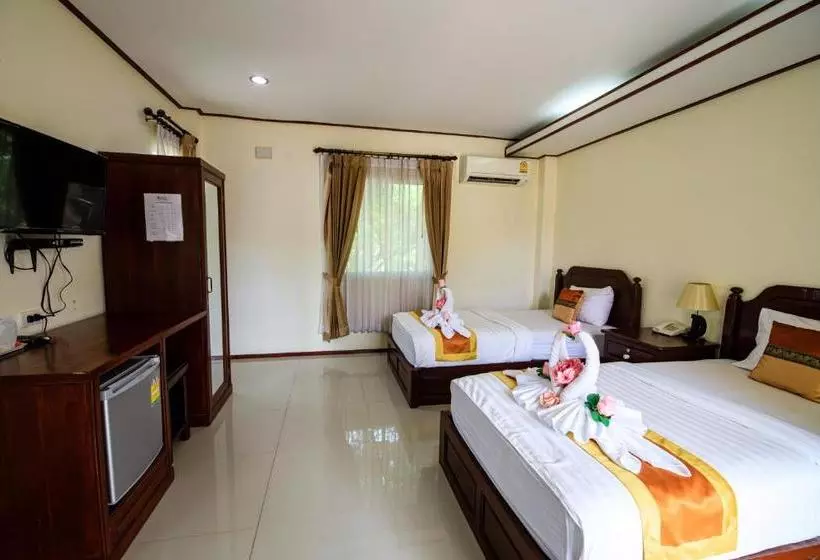 Lomakeskus วันสุขรีสอร์ทสุโขทัย