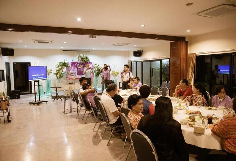 Курорт วันสุขรีสอร์ทสุโขทัย