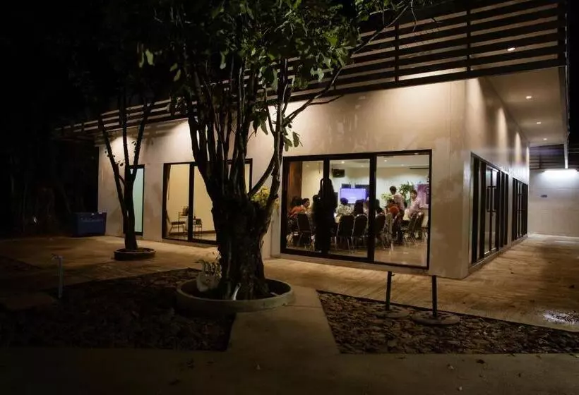 Lomakeskus วันสุขรีสอร์ทสุโขทัย