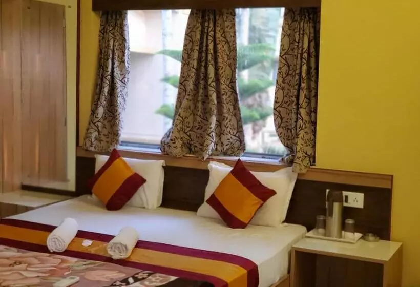 Sundarban Tiger Roar Resort