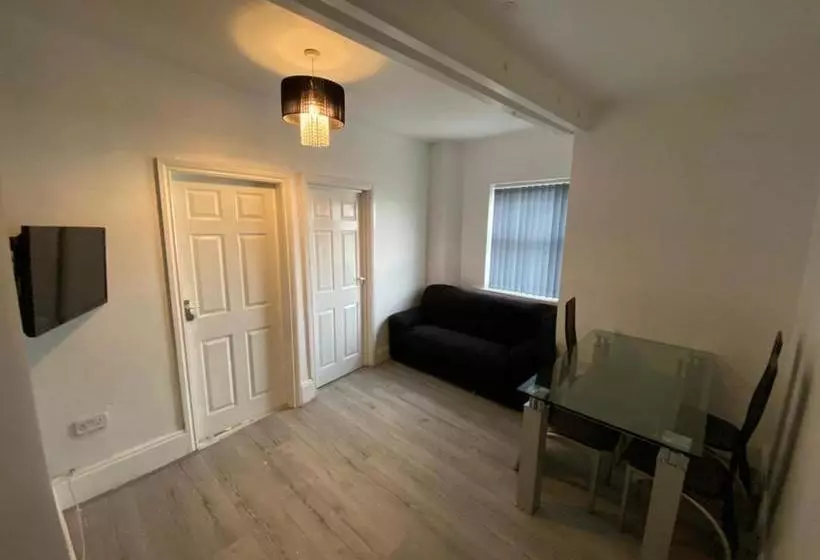 Aamiaismajoitus (B&B) Glorious Catering & Restaurant Bnb