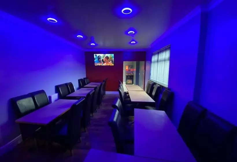 Aamiaismajoitus (B&B) Glorious Catering & Restaurant Bnb