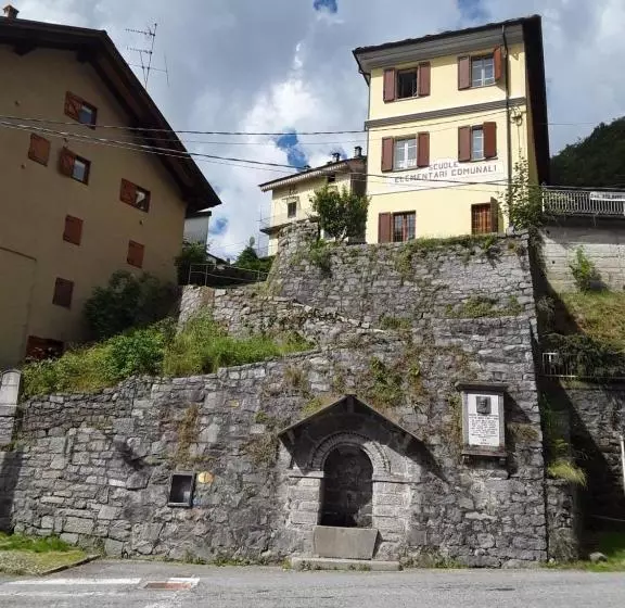 ベッドアンドブレックファースト La Valligiana