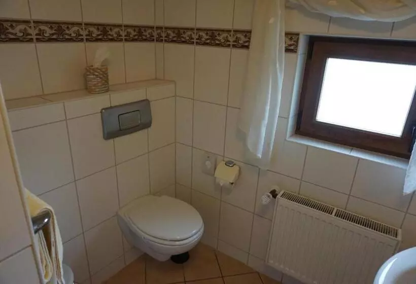 Aamiaismajoitus (B&B) Landgasthof “zur Alten Mühle“