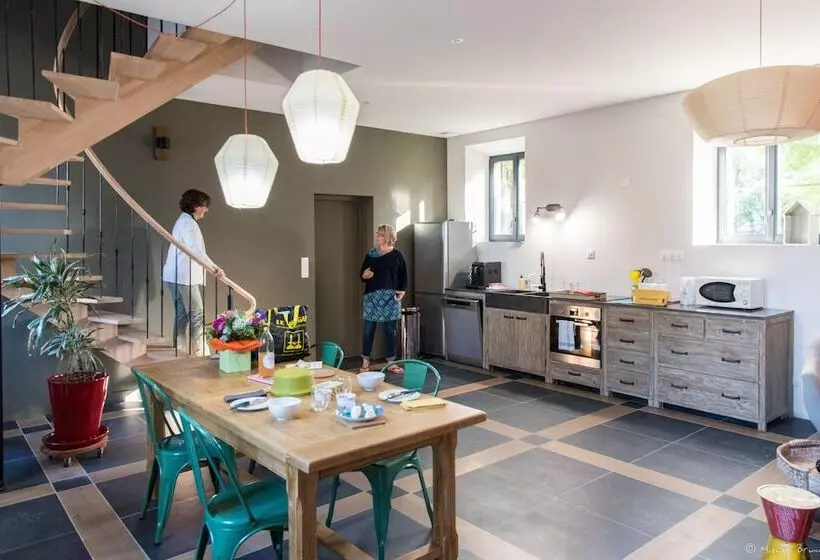 Aamiaismajoitus (B&B) Une Escale En Berry