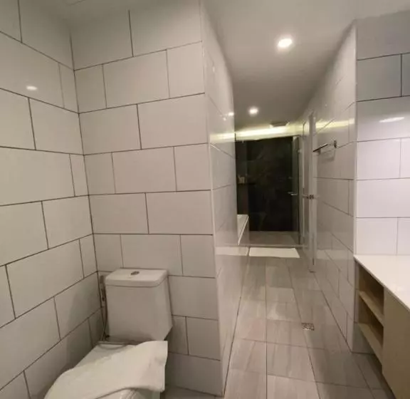 Hotelli Greenhills Resort Si Racha