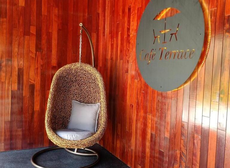 ホテル Greenhills Resort Si Racha