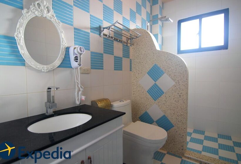 هتل Lian Chinq Diving B&b