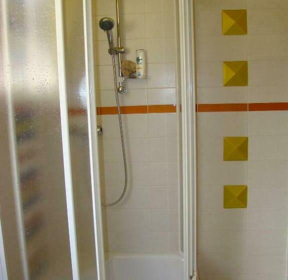 Hotel Oriana Studios