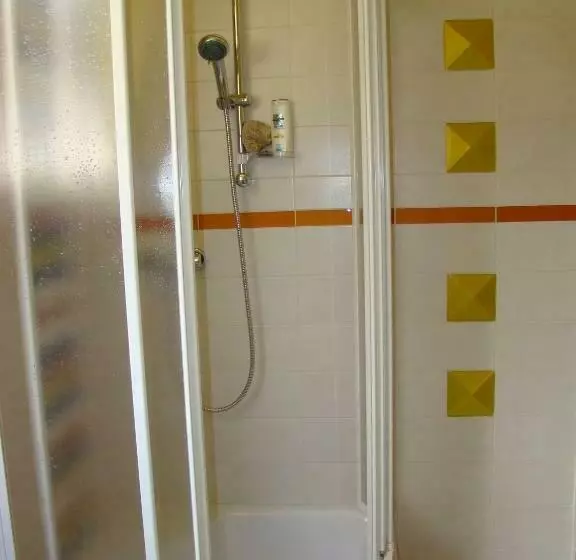Hotel Oriana Studios